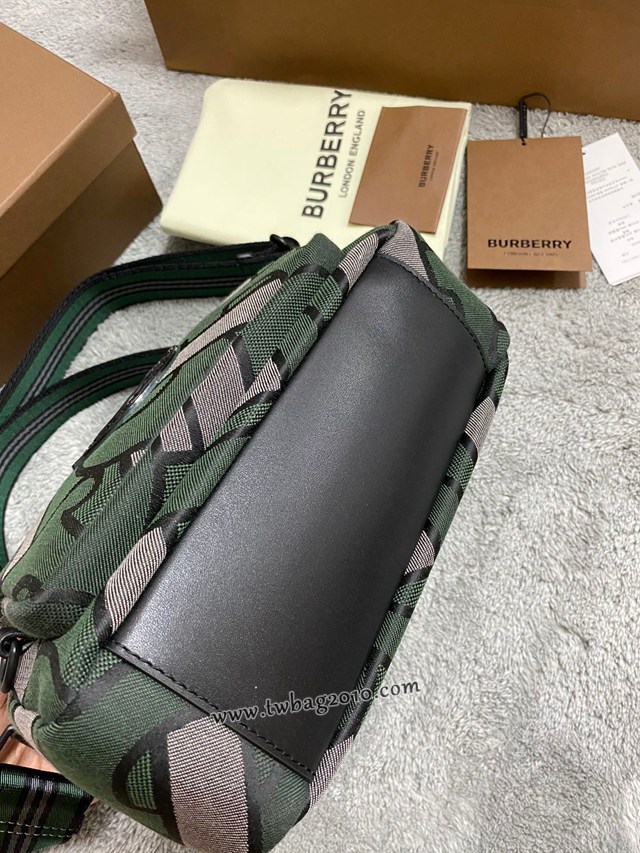 Burberry專門店新款尼龍佈防水材料相機包 巴寶莉男女款單肩斜挎小包 yxb1217
